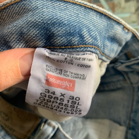 Vintage high waisted wranglers - Picture 3 of 3